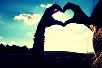 Broken Heart Images High Resolution For Girls And Boys