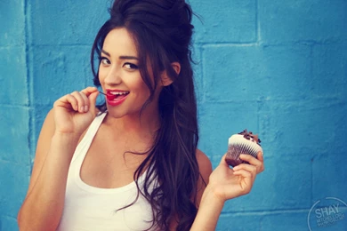 Shay Mitchell HD Wallpapers   HD Wallpaper Backgrounds Of Your Choice
