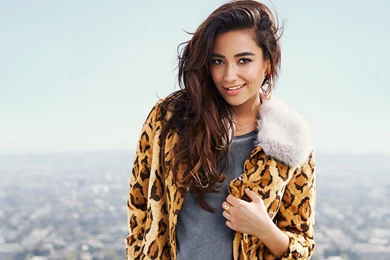 Shay Mitchell Wallpapers HD