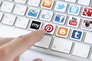 Wallpaper: Keyboard, Computer, Social Media, Icons, Thumb ...