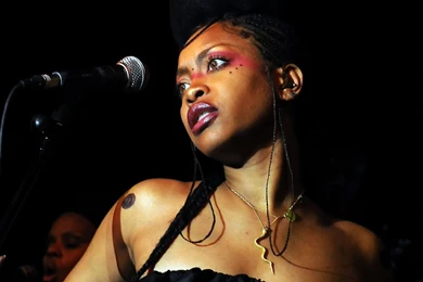 Erykah Badu HD Desktop Wallpapers