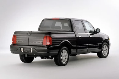 Lincoln Blackwood Picture