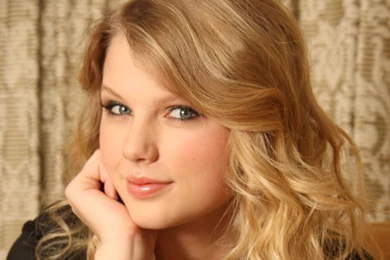 Taylor Swift Pics Collection (49+)