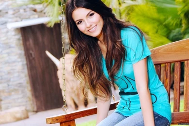 8589130428855 victoria justice wallpaper hd.jpg