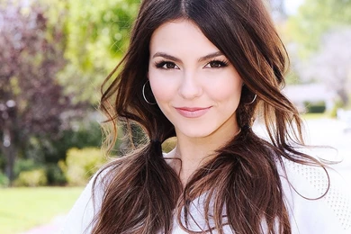 Victoria Justice HD Wallpapers High Quality
