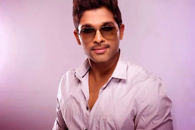 Allu Arjun Looking Handsome Hd Wallpapers