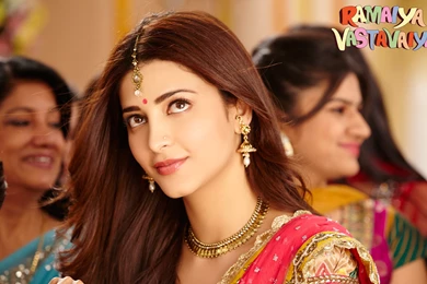 Shruti Haasan Ramaiya Vastavaiya Wallpapers