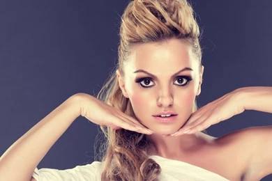 Women,bikini Women Bikini Evangeline Lilly Closed Eyes Waterfalls ...