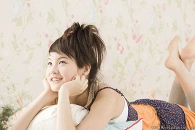 Pretty And Cute Girls － Living Wallpapers   Free Download ...