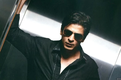 Shahrukh Khan Black Sunglasses Imagea   New HD Wallpapers
