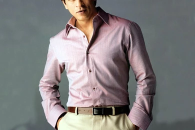 Shahrukh Khan,s Desktop Wallpapers For Downloads